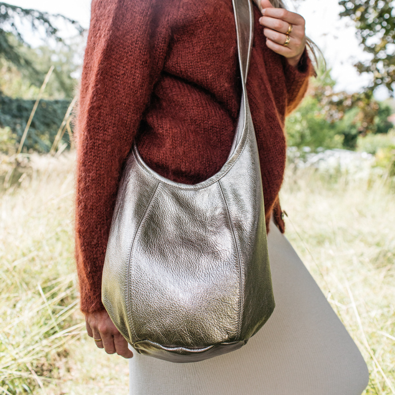 Soft leather 2025 slouch bag