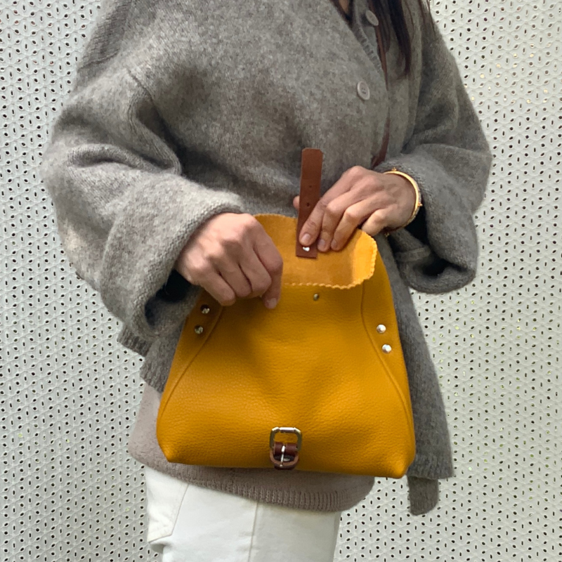 OUTLET - ADELE golden yellow