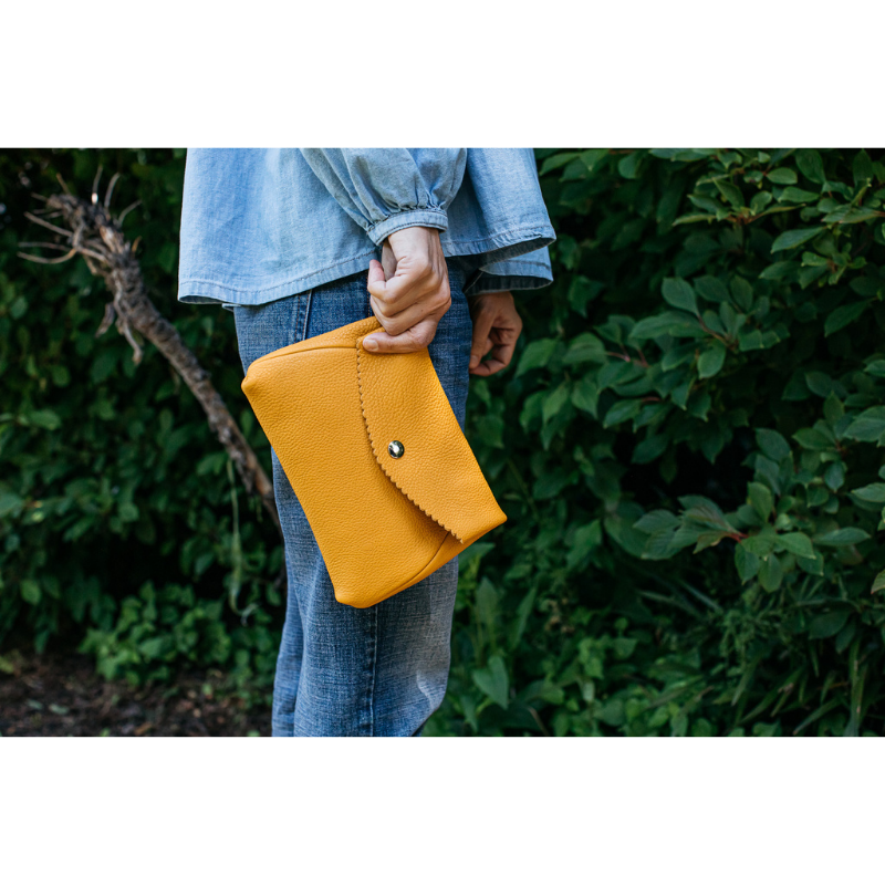 outlet - AVA TRAVEL golden yellow