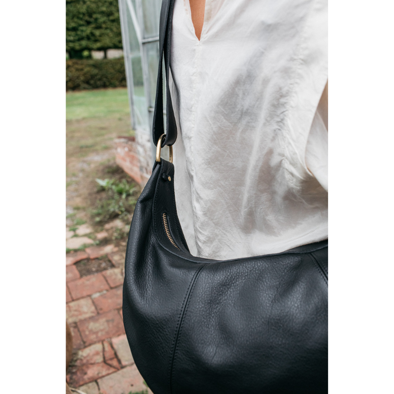 Luna crescent bag