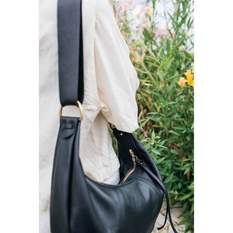 Luna crescent bag