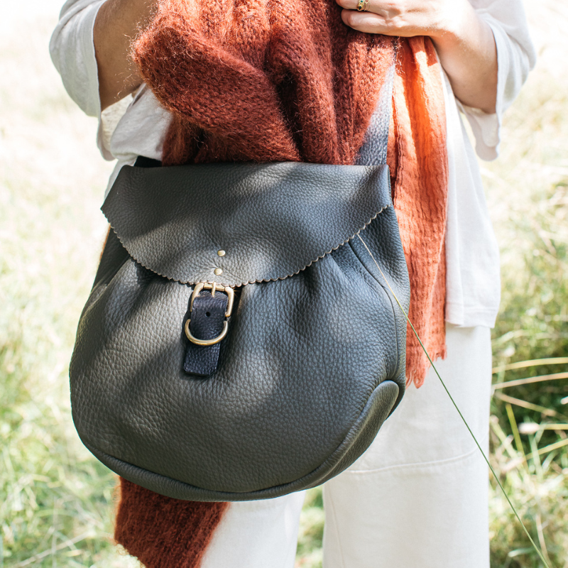 COLETTE buckle khaki