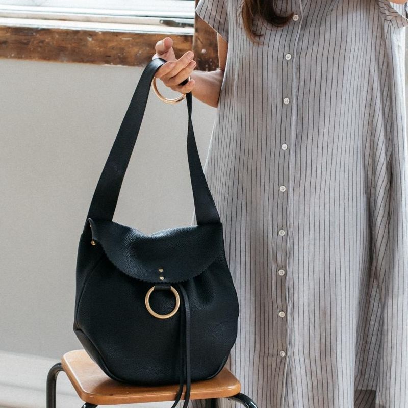 COLETTE shoulder black